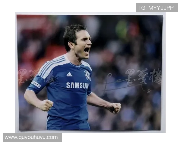 足球明星卡片单卡交易热潮引发收藏者狂欢与市场关注